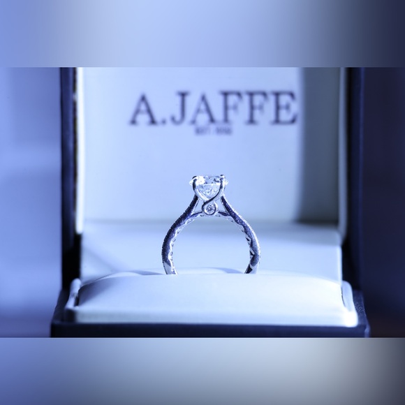 A.JAFFE 1.63 CT Round Brilliant Lab Grown Diamond Engagement Ring in Platinum - Picture 4 of 11